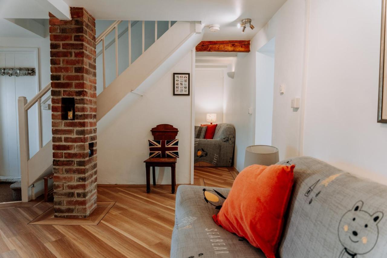 Hamilton Lodge - Cottage Sleeps 8 菲什加德 外观 照片