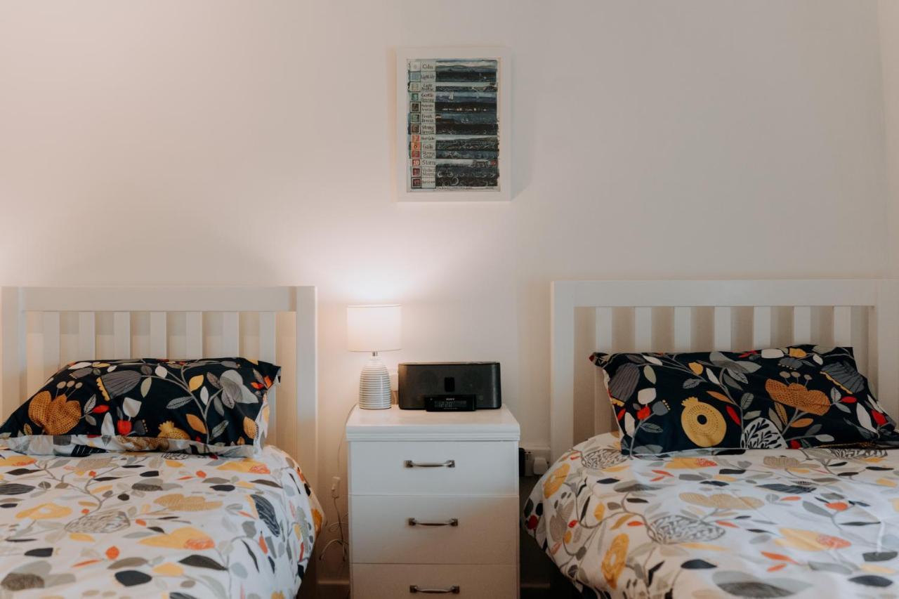 Hamilton Lodge - Cottage Sleeps 8 菲什加德 外观 照片